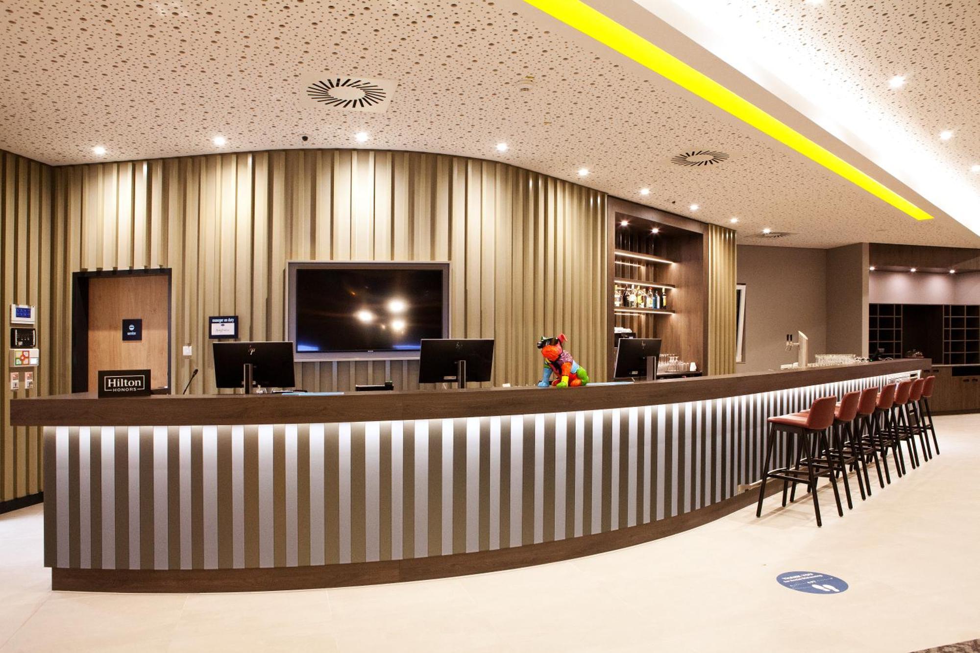 Hampton By Hilton Munich Airport South Hotell Hallbergmoos Eksteriør bilde